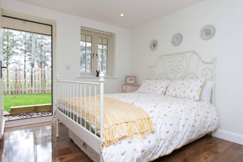 Breckland Cottage - Secluded Country Getaway Hockwold cum Wilton المظهر الخارجي الصورة